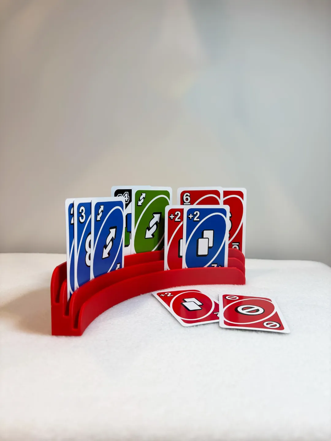حامل أوراق اللعب ثلاثي المستويات (Triple Tier Playing Card Holder) — صورة 3