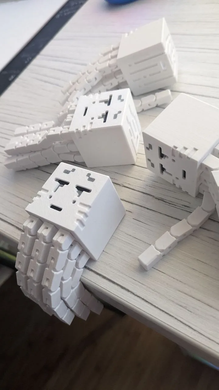 مجسم شبح ماينكرافت المتحرك (Minecraft Ghast Articulated Figure) — صورة 4