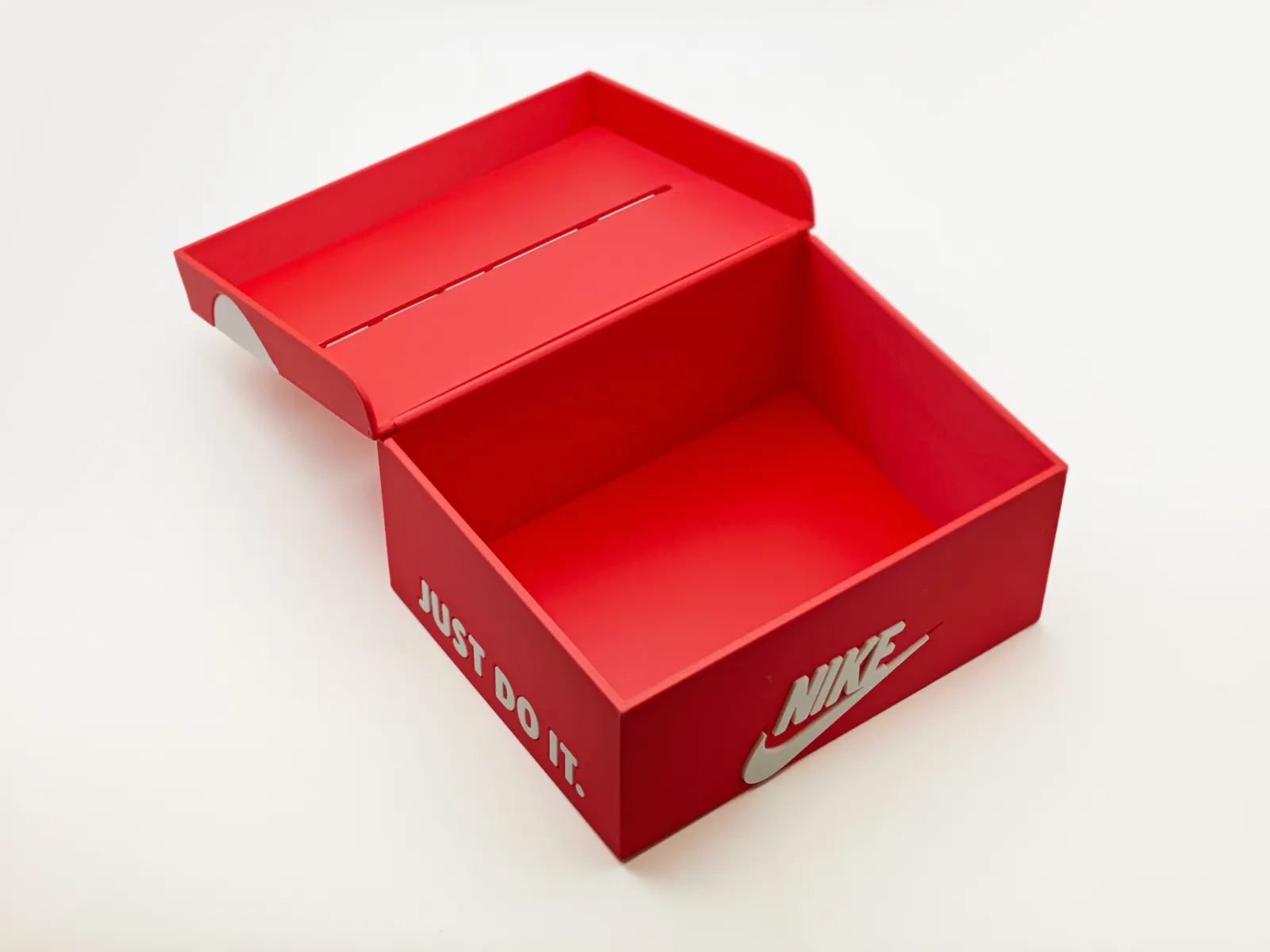 علبة مناديل بتصاميم رياضية أنيقة (Sporty Design Tissue Box) — صورة 5