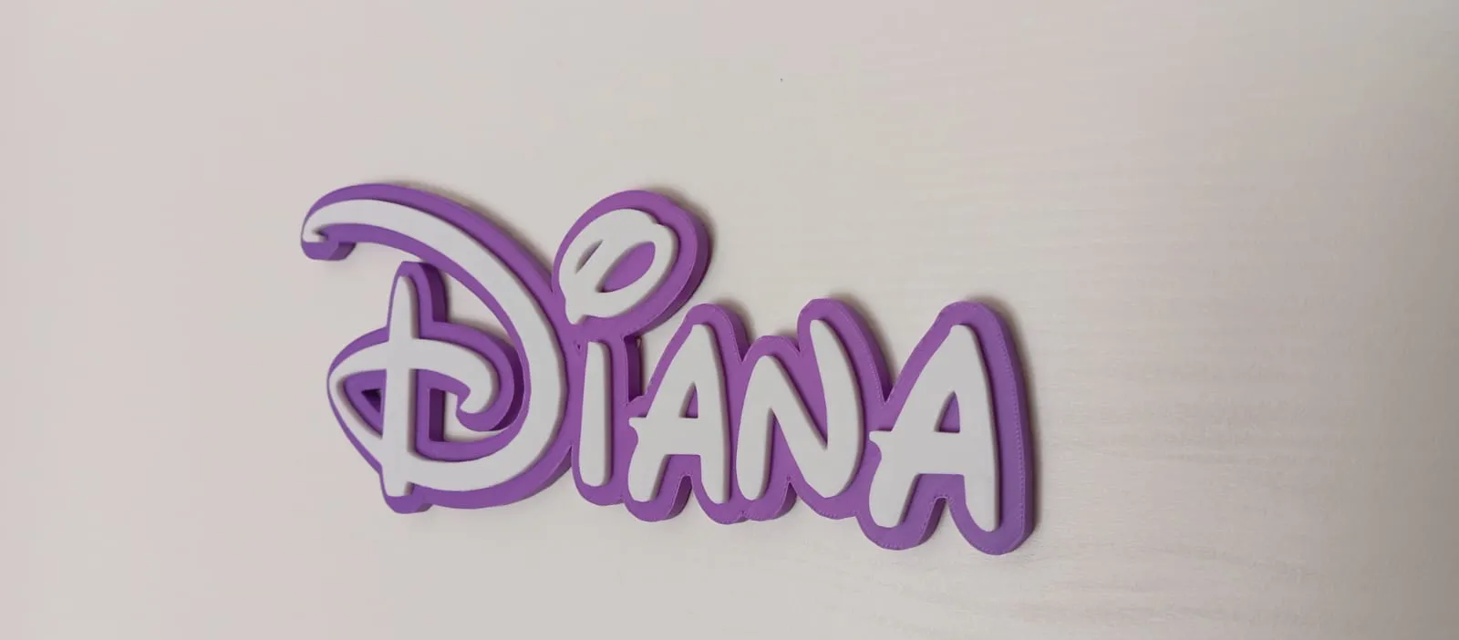 ميدالية اسم بتصميم ديزني (Disney Style Name Keychain) — صورة 2