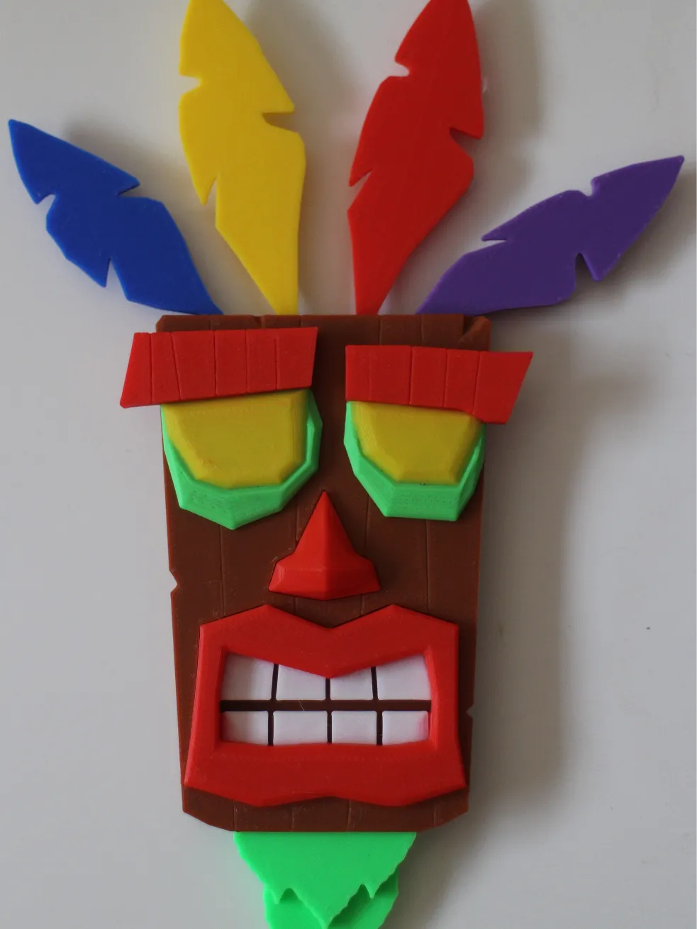 مجسم ديكور قناع اكو اكو كراش (Crash Bandicoot Aku Aku Mask Figure) — منتج برِنتو