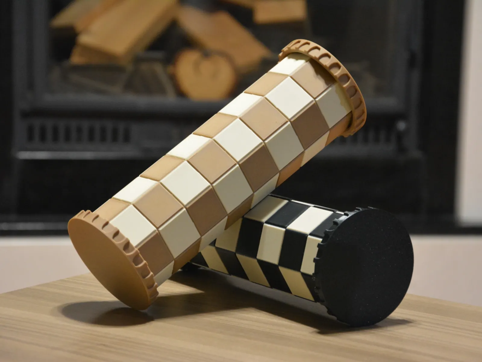 مجموعة شطرنج قابلة للطي (Minimalist Foldable Chess Set) — منتج برِنتو
